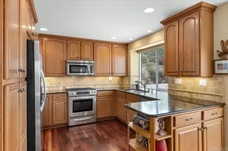 Photo #4: NDP2409284 Listing