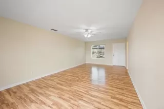 Photo #6: NDP2409286 Listing