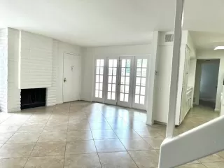 Photo #5: NDP2409296 Listing