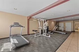 Photo #4: NDP2409306 Listing