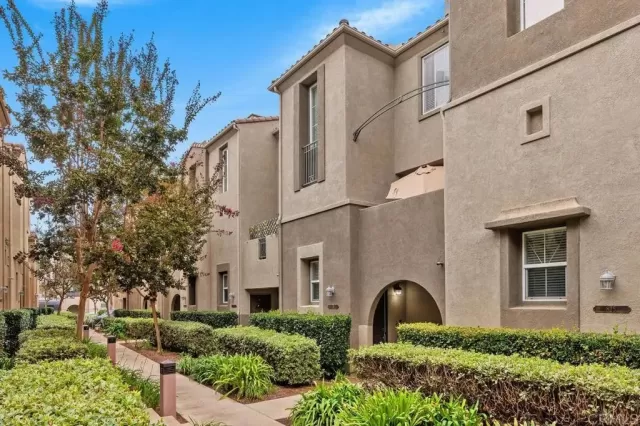 MLS: NDP2409334 Condo For Sale