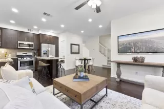 Photo #2: NDP2409507 Listing