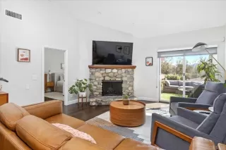 Photo #2: NDP2409599 Listing 