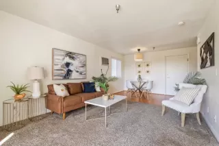 Photo #2: NDP2409703 Listing