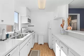 Photo #5: NDP2409772 Listing