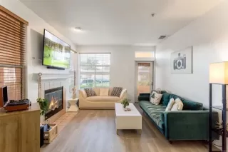 Photo #4: NDP2409799 Listing