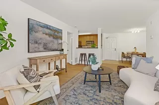 Photo #4: NDP2409812 Listing