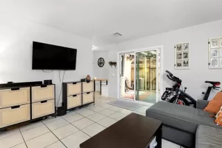 Photo #3: NDP2409866 Listing