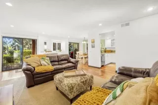 Photo #6: NDP2409884 Listing