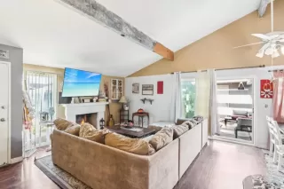 Photo #4: NDP2409885 Listing