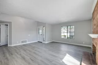 Photo #2: NDP2409910 Listing 