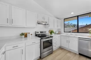 Photo #4: NDP2409941 Listing