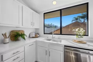 Photo #6: NDP2409941 Listing