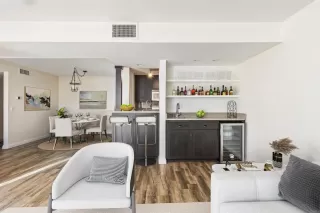 Photo #4: NDP2410136 Listing