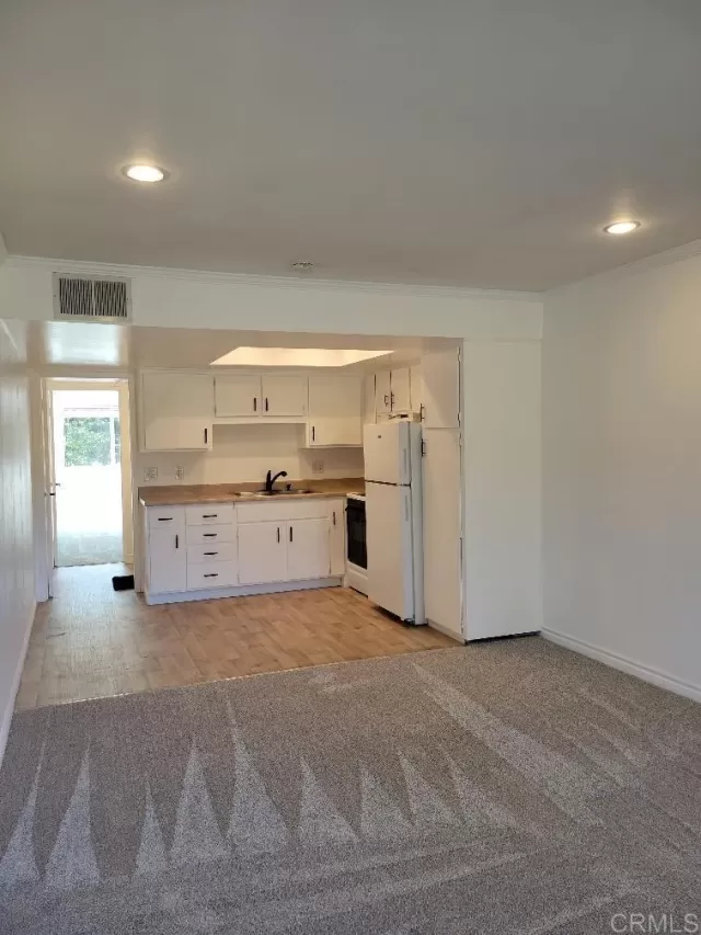 MLS: NDP2410173 Condo For Sale