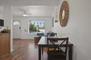 Photo #5: NDP2410244 Listing