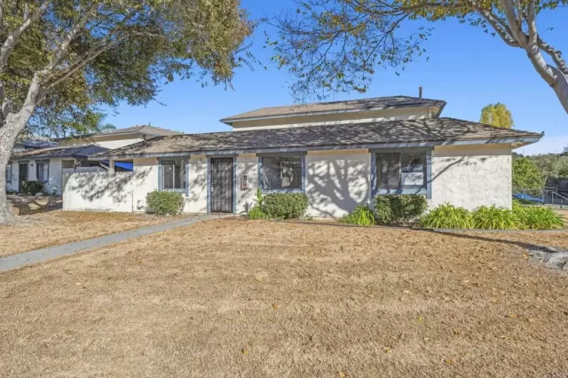 MLS: NDP2410267 Condo For Sale