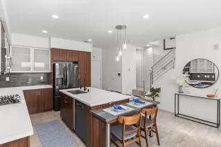 Photo #6: NDP2410378 Listing