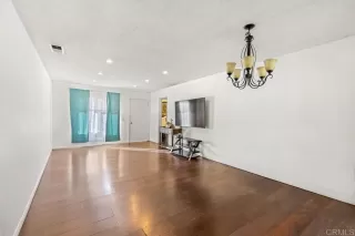 Photo #4: NDP2410406 Listing