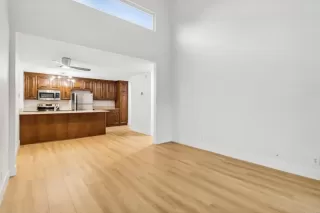 Photo #2: NDP2410442 Listing 