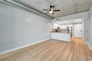 Photo #5: NDP2410461 Listing