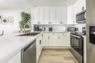 Photo #6: NDP2410575 Listing 