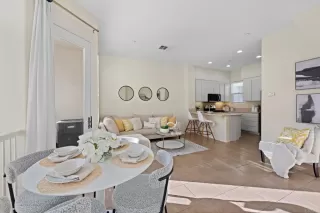 Photo #6: NDP2410656 Listing