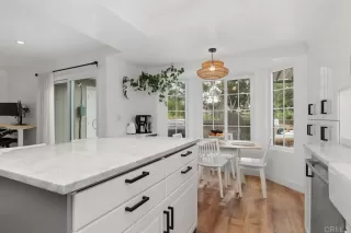 Photo #4: NDP2410661 Listing