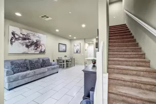 Photo #4: NDP2410777 Listing 