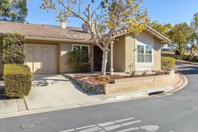 MLS: NDP2500113 Condo For Sale