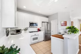 Photo #5: NDP2500269 Listing