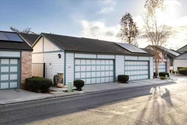 MLS: NDP2500511 Condo For Sale