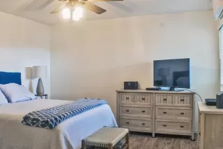 Photo #5: NDP2500685 Listing