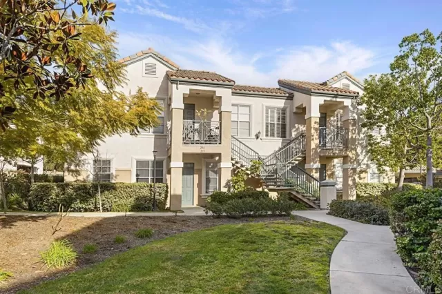 MLS: NDP2500719 Condo For Sale