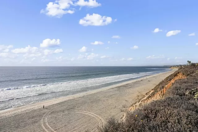 MLS: NDP2500780 Condo For Sale