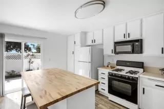 Photo #4: NDP2500803 Listing