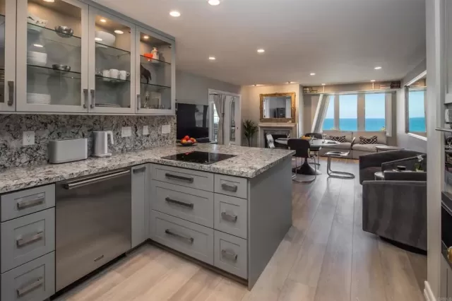 MLS: NDP2500848 Condo For Sale