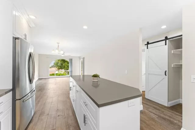 MLS: NDP2502032 Condo For Sale