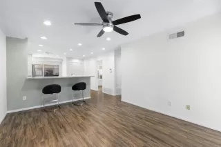 Photo #6: NDP2502116 Listing 