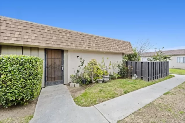 MLS: NDP2502140 Condo For Sale