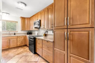 Photo #6: NDP2502255 Listing