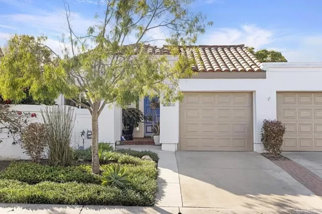 MLS: NDP2502570 Condo For Sale