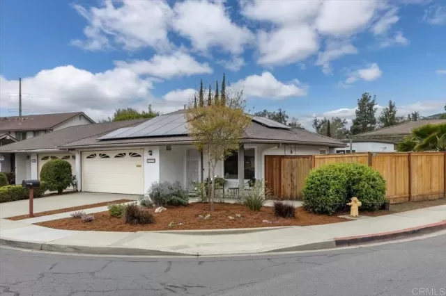 MLS: NDP2502577 Condo For Sale