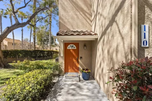 MLS: NDP2502681 Condo For Sale