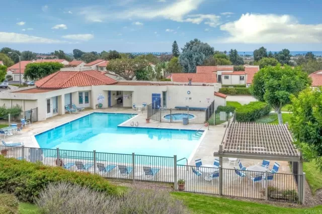 MLS: NDP2502814 Condo For Sale