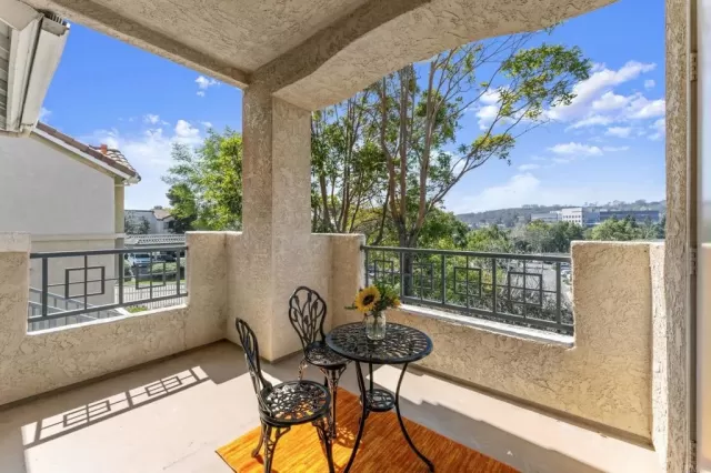 MLS: NDP2502865 Condo For Sale