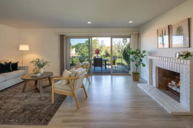 MLS: NDP2502878 Condo For Sale