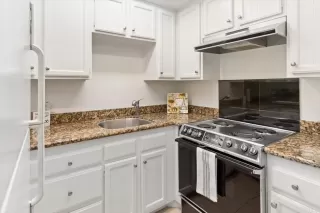 Photo #4: NDP2502899 Listing