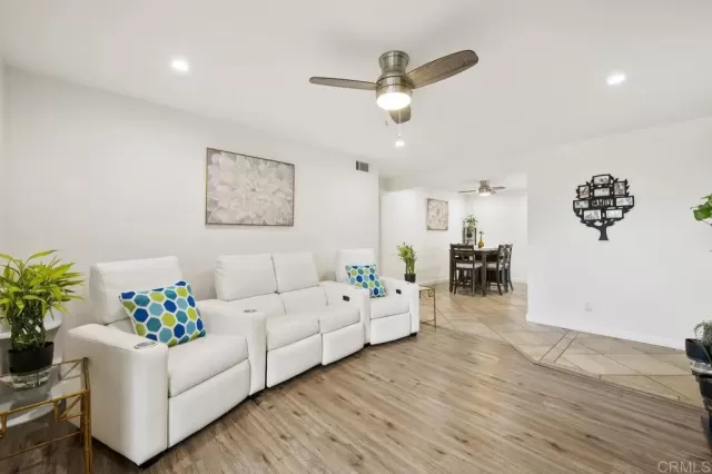 MLS: NDP2503268 Condo For Sale