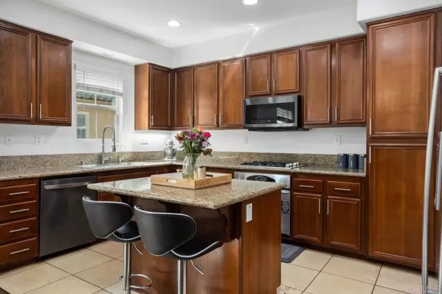 MLS: NDP2503291 Condo For Sale